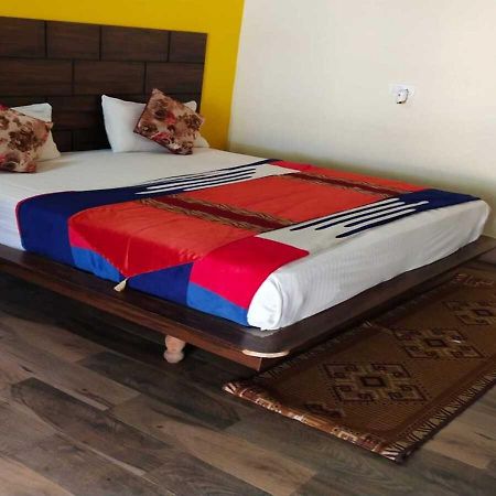 นักษัตร รีสอร์ต Hotel Birbhaddar ภายนอก รูปภาพ