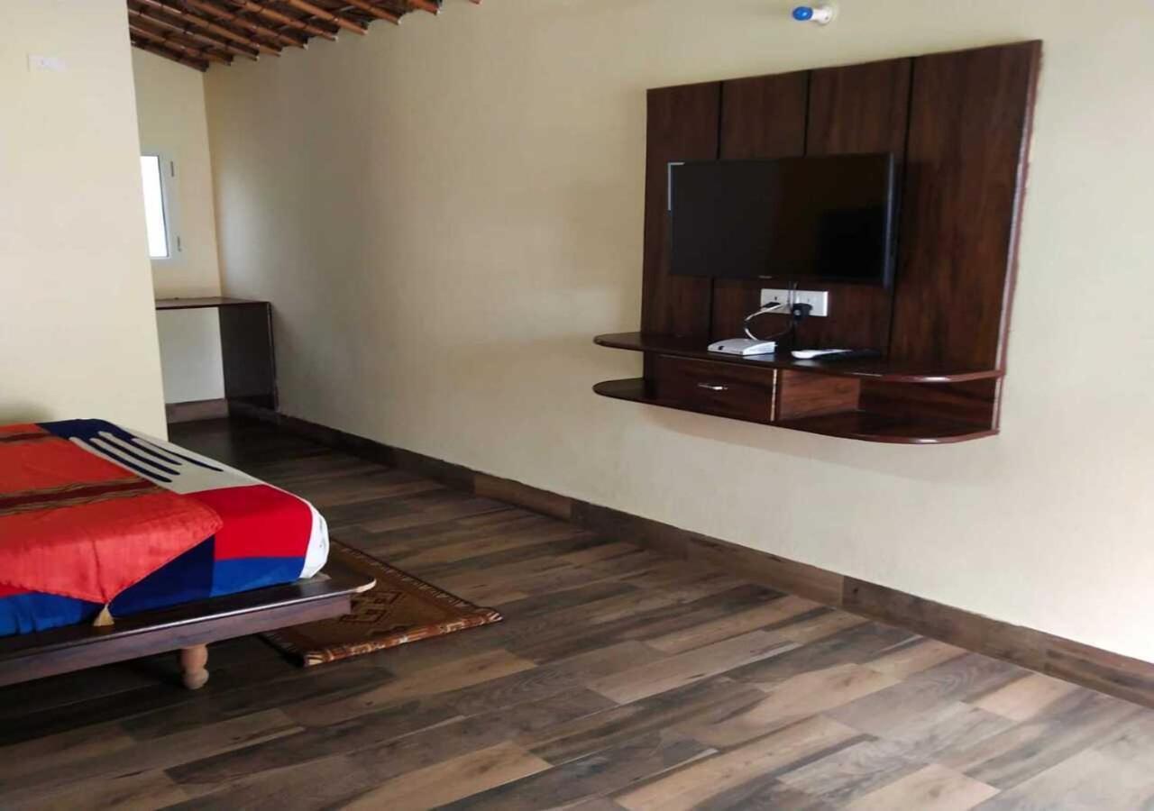 นักษัตร รีสอร์ต Hotel Birbhaddar ภายนอก รูปภาพ