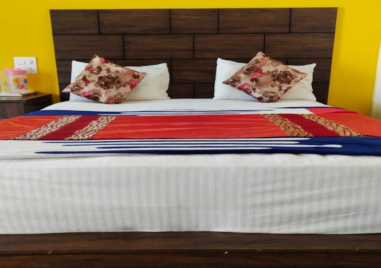 นักษัตร รีสอร์ต Hotel Birbhaddar ภายนอก รูปภาพ