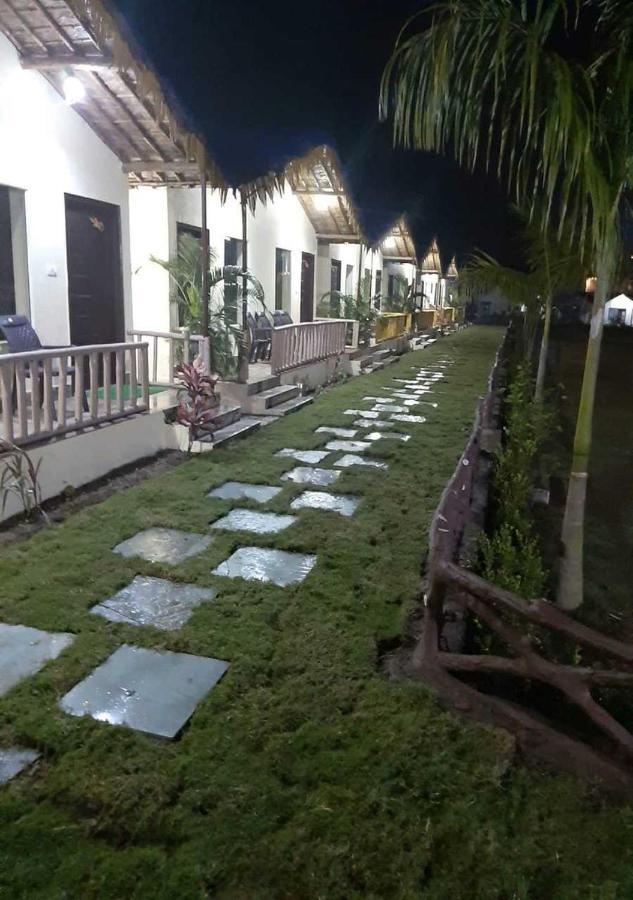 นักษัตร รีสอร์ต Hotel Birbhaddar ภายนอก รูปภาพ
